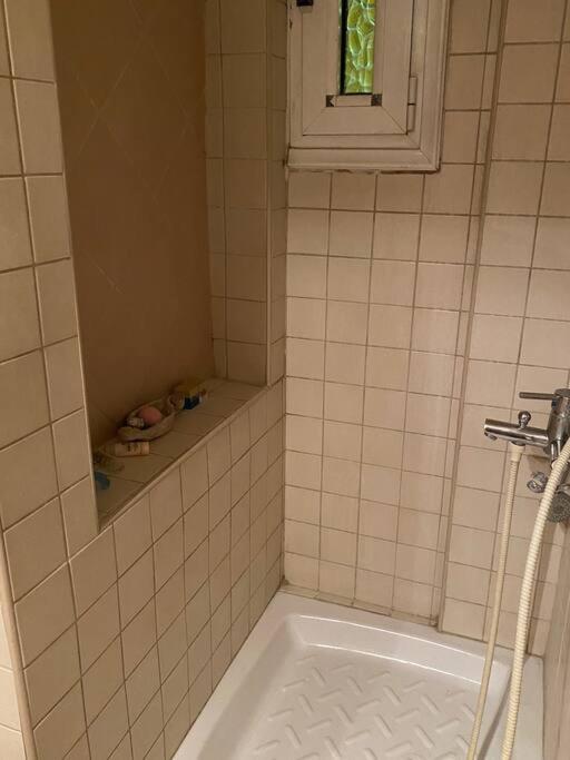 شقة Cute 2Bdrm In Salonica Center المظهر الخارجي الصورة